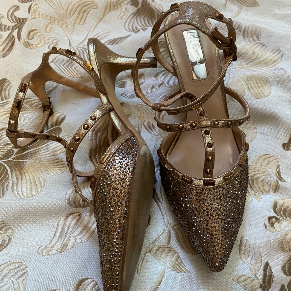 Inc Conceptions Kitten Heel Pointed Toe - image 3